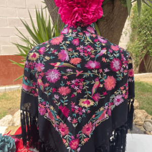 mantoncillo negro de seda